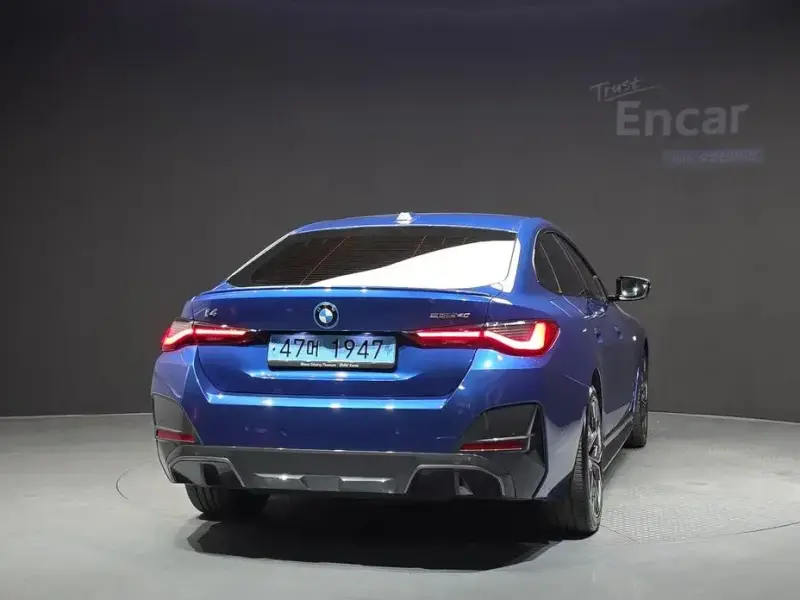 2023 BMW i4 с пробегом 81 844 км