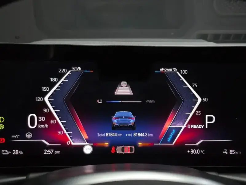 2023 BMW i4 с пробегом 81 844 км