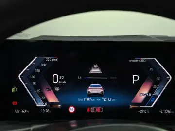2022 BMW i4 с пробегом 71 017 км