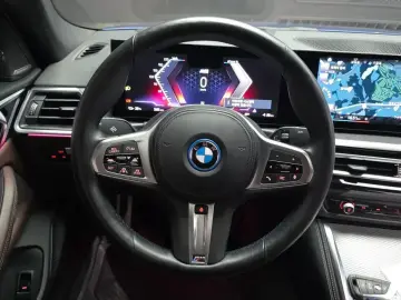 2023 BMW i4 с пробегом 81 844 км