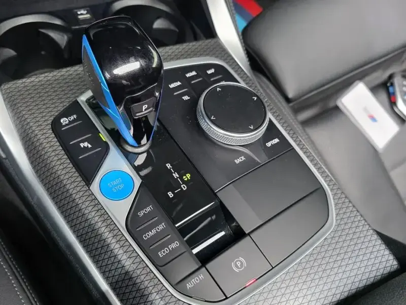 2022 BMW i4 с пробегом 71 017 км