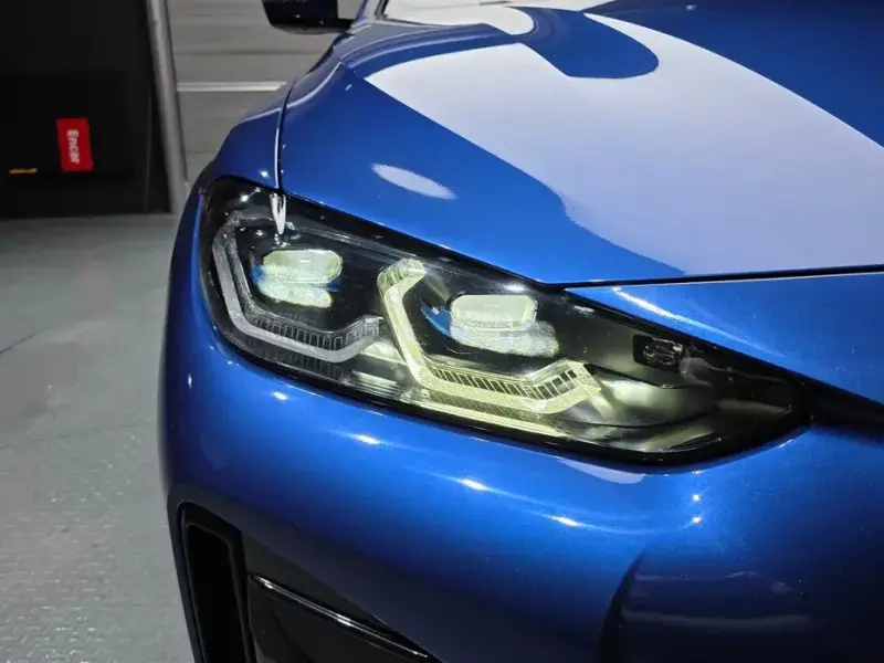 2023 BMW i4 с пробегом 81 844 км