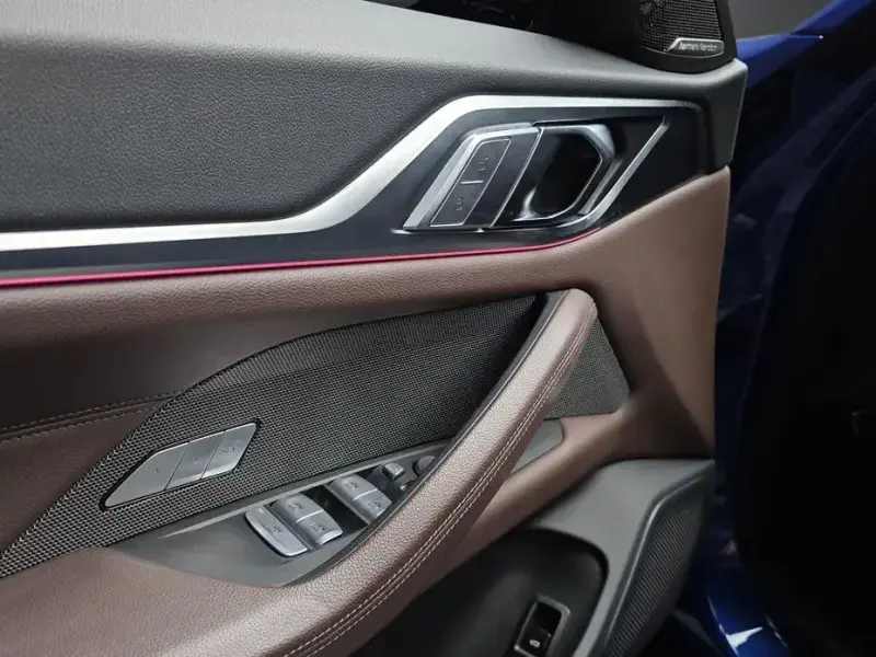 2023 BMW i4 с пробегом 81 844 км