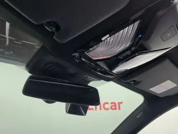 2022 BMW i4 с пробегом 71 017 км