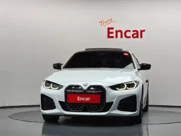 2022 BMW i4 с пробегом 56 927 км