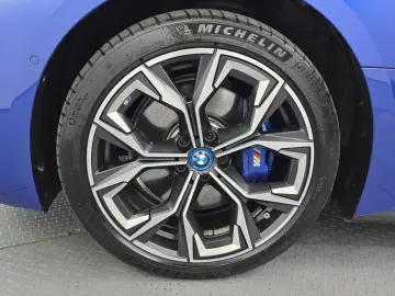 2022 BMW i4 с пробегом 69 945 км