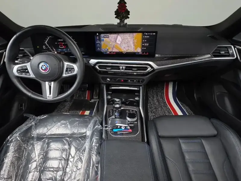 2022 BMW i4 с пробегом 56 927 км