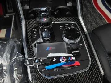 2022 BMW i4 с пробегом 56 927 км