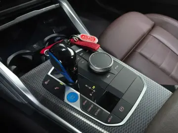 2022 BMW i4 с пробегом 69 945 км