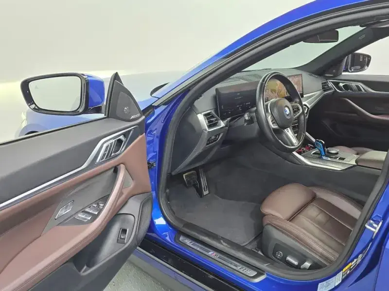 2022 BMW i4 с пробегом 69 945 км