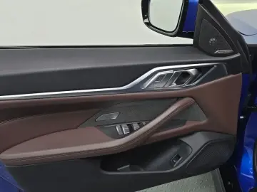 2022 BMW i4 с пробегом 69 945 км
