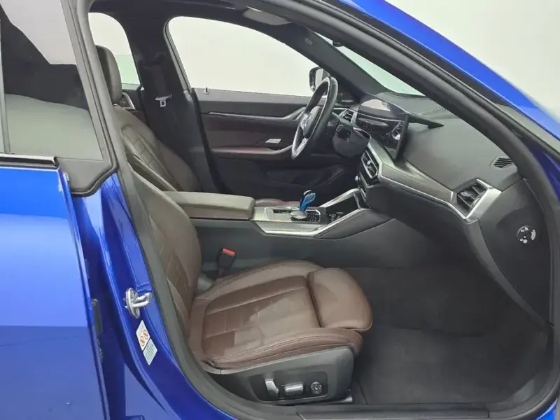 2022 BMW i4 с пробегом 69 945 км