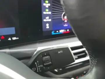 2022 BMW i4 с пробегом 69 945 км