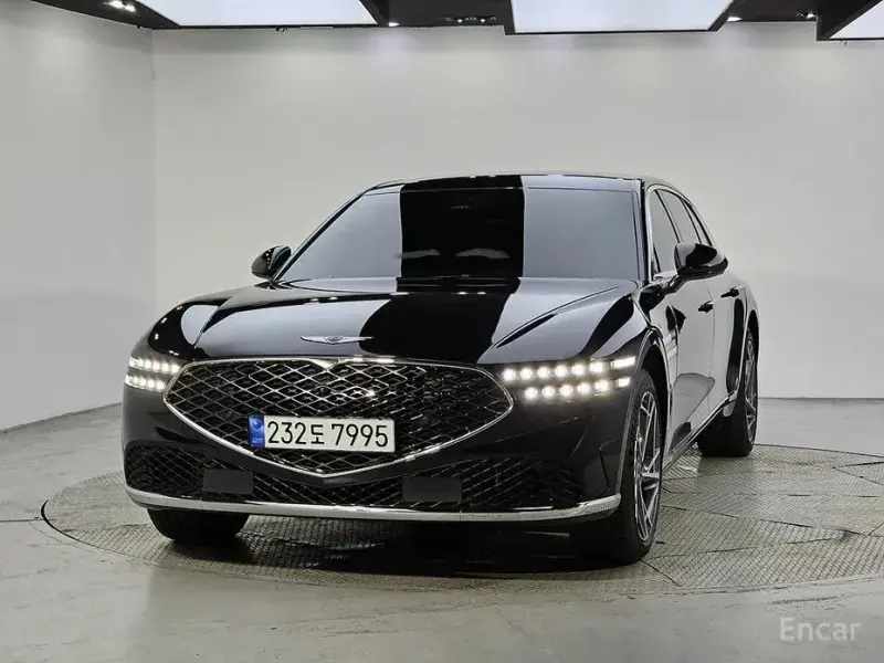 2023 Genesis G90 с пробегом 44 365 км