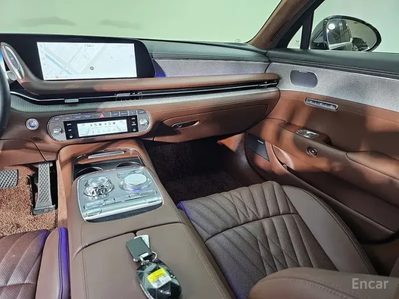 2023 Genesis G90 с пробегом 44 365 км