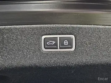 2023 Genesis G90 с пробегом 44 365 км