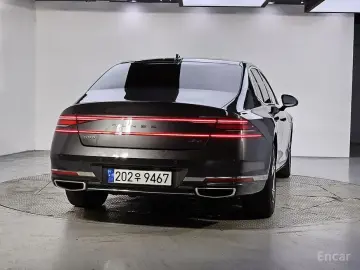 2023 Genesis G90 с пробегом 75 655 км
