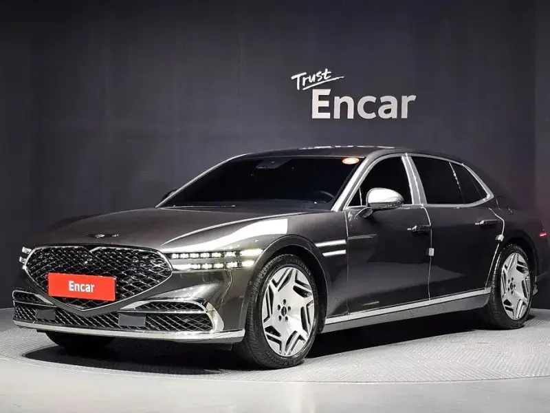 2023 Genesis G90 с пробегом 47 779 км