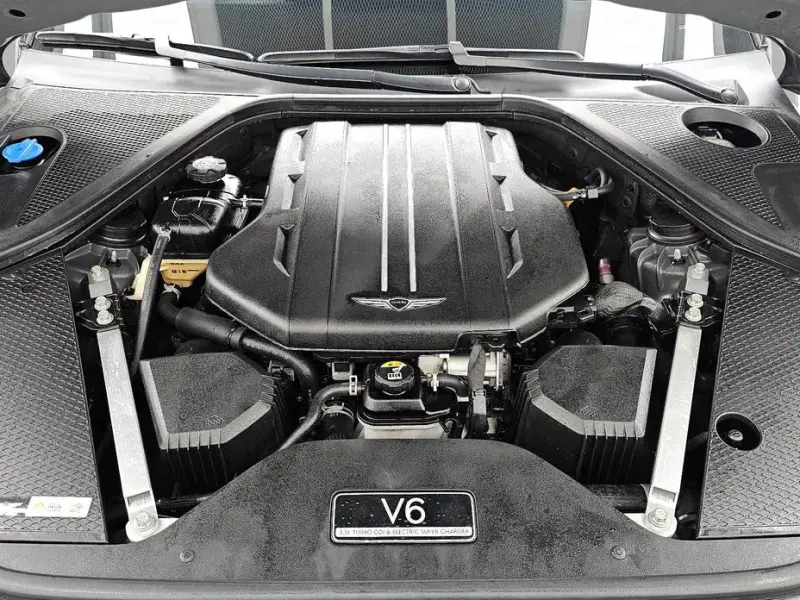 2023 Genesis G90 с пробегом 47 779 км