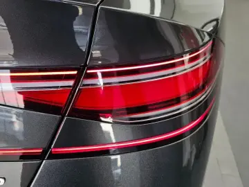 2023 Genesis G90 с пробегом 47 779 км