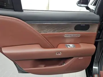 2023 Genesis G90 с пробегом 47 779 км