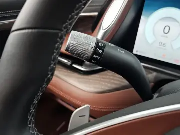2023 Genesis G90 с пробегом 47 779 км