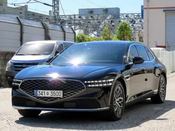 2023 Genesis G90 с пробегом 87 019 км
