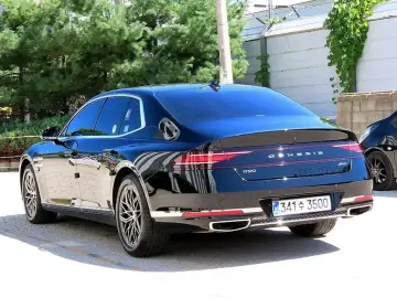 2023 Genesis G90 с пробегом 87 019 км