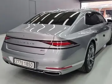 2023 Genesis G90 с пробегом 64 600 км