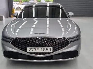 2023 Genesis G90 с пробегом 64 600 км