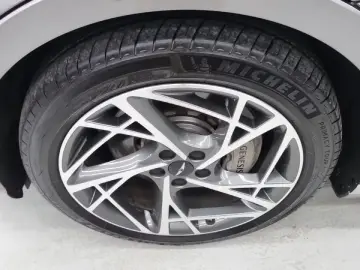 2023 Genesis G90 с пробегом 64 600 км