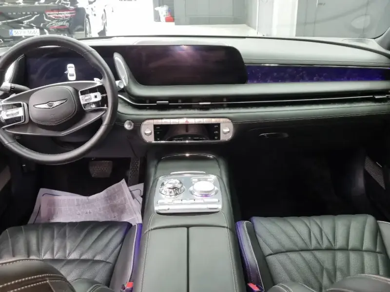 2023 Genesis G90 с пробегом 64 600 км