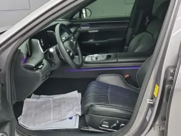 2023 Genesis G90 с пробегом 64 600 км