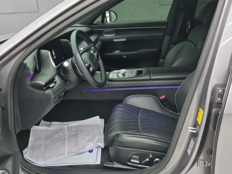 2023 Genesis G90 с пробегом 64 600 км