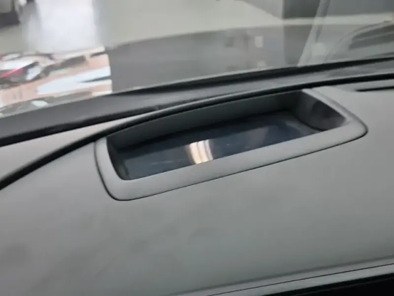 2023 Genesis G90 с пробегом 64 600 км