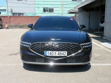 2023 Genesis G90 с пробегом 55 960 км