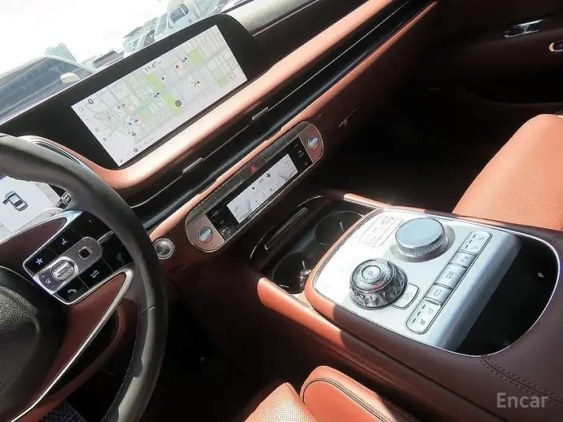 2023 Genesis G90 с пробегом 55 960 км