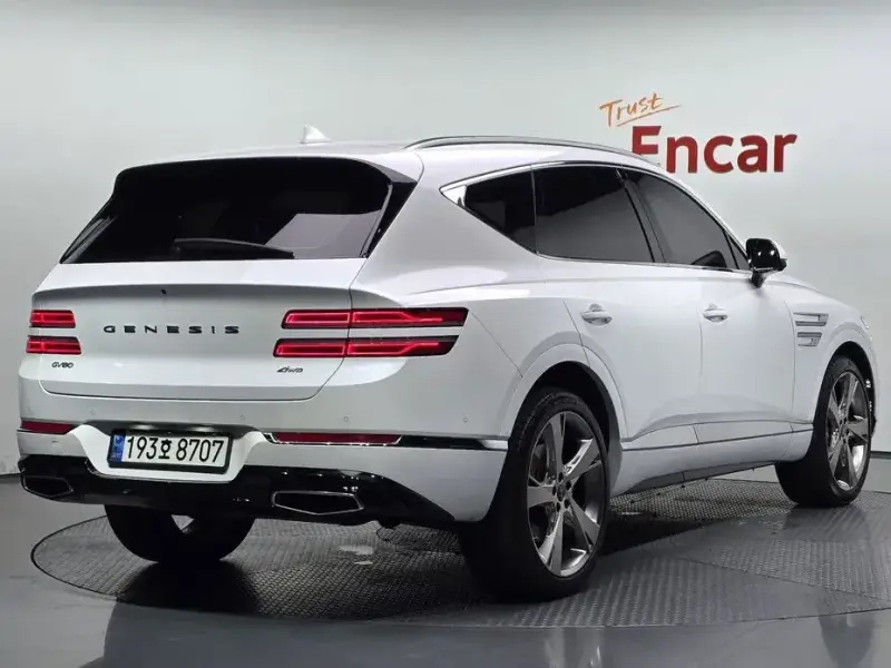 2023 Genesis GV80 с пробегом 46 034 км