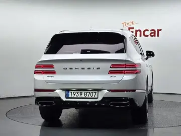 2023 Genesis GV80 с пробегом 46 034 км
