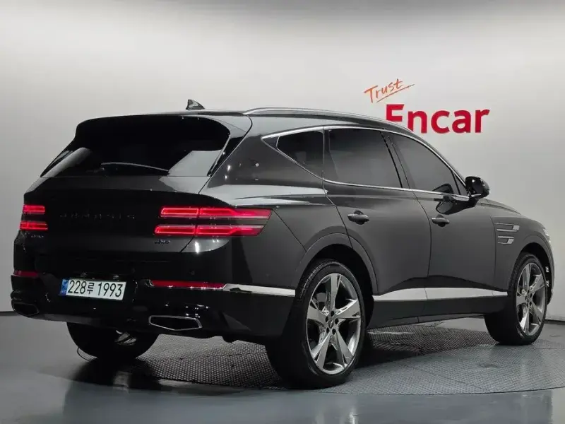 2023 Genesis GV80 с пробегом 48 712 км