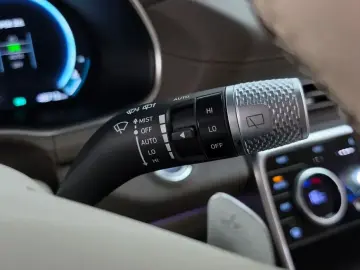 2023 Genesis GV80 с пробегом 48 712 км