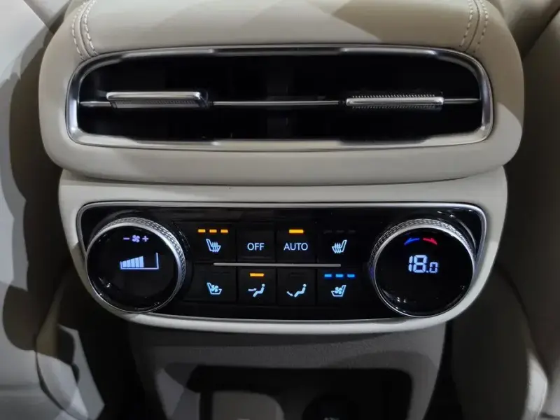 2023 Genesis GV80 с пробегом 48 712 км