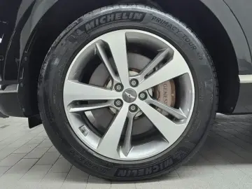 2023 Genesis GV80 с пробегом 23 505 км