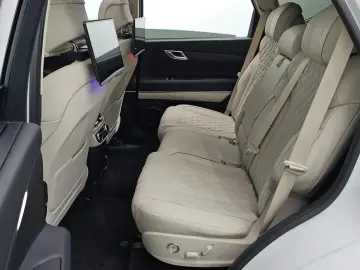 2023 Genesis GV80 с пробегом 28 418 км