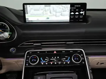 2023 Genesis GV80 с пробегом 28 418 км