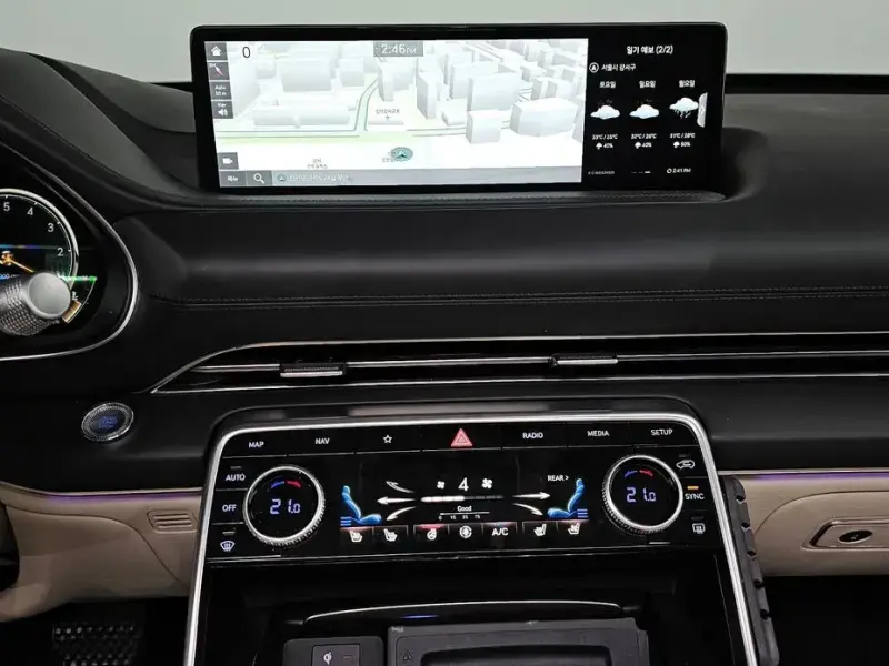 2023 Genesis GV80 с пробегом 28 418 км