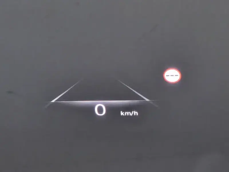 2023 Genesis GV80 с пробегом 28 418 км
