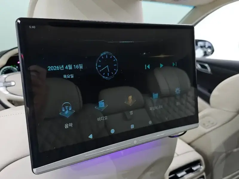 2023 Genesis GV80 с пробегом 28 418 км