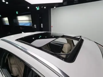 2023 Genesis GV80 с пробегом 28 418 км