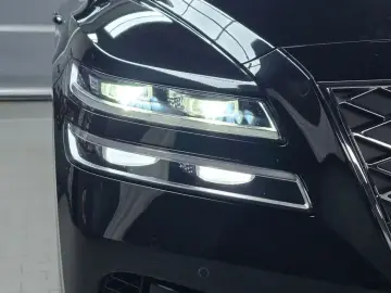 2023 Genesis GV80 с пробегом 23 505 км